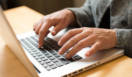 Legea privind completarea şi depunerea declaraţiilor de avere în format electronic, promulgată