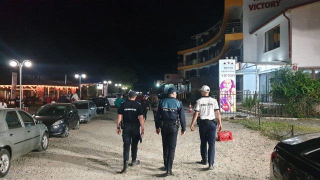 VAL de AMENZI în Mamaia şi Vama Veche, în urma unor RAZII