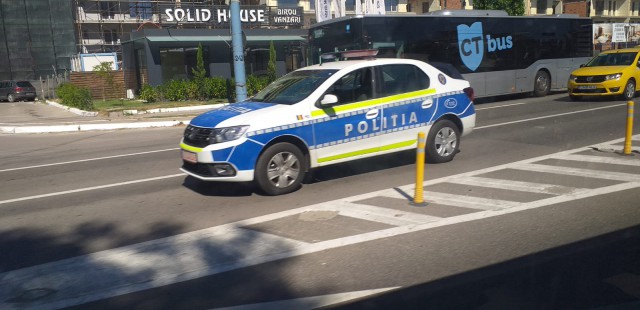Biciclist LOVIT de mașină în Mamaia, zona Butoaie. Video!