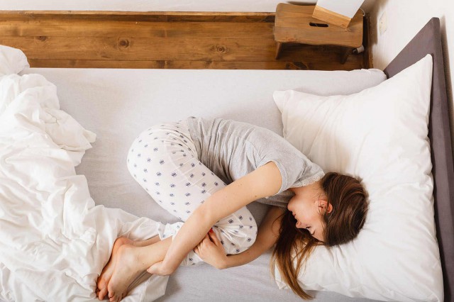 Poziții de dormit: avantaje și dezavantaje