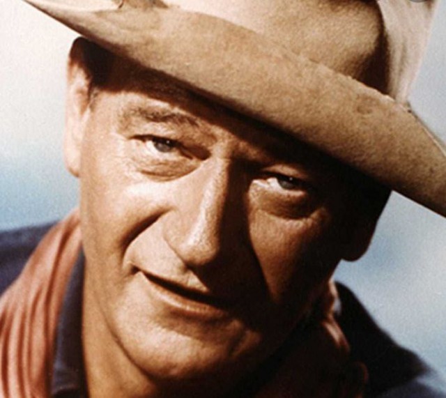 John Wayne, superstarul filmelor western, pe care Hollywoodul vrea să-l şteargă din istorie