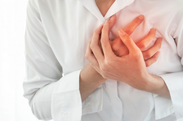 Riscul de cardiopatie ischemică, mai mare la femeile care nasc prematur