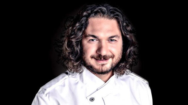 Chef Florin Dumitrescu câștiga de trei ori mai bine decât mama lui, în adolescență