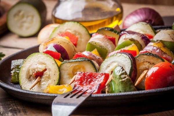 Dieta mediteraneană, mai bună decât alte regimuri pentru sănătatea inimii?
