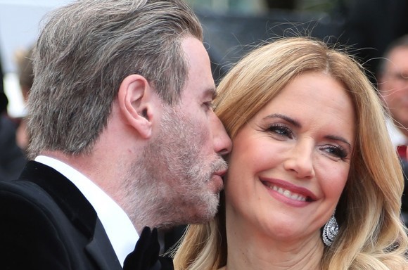 Blestemele lui John Travolta! Moartea i i-a răpit pe cei dragi, boala i-a dat târcoale și e vânat de șantajiști