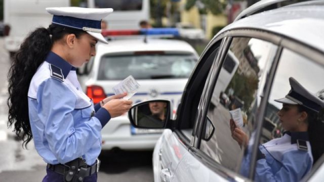 Ce SPUNE UBER despre ȘOFERII scoși din CURSE de polițiști, la Constanța
