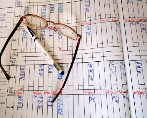 Cameră - adoptare tacită: În stare de urgenţă sau alertă, Evaluarea naţională şi Bacalaureatul - echivalate cu mediile