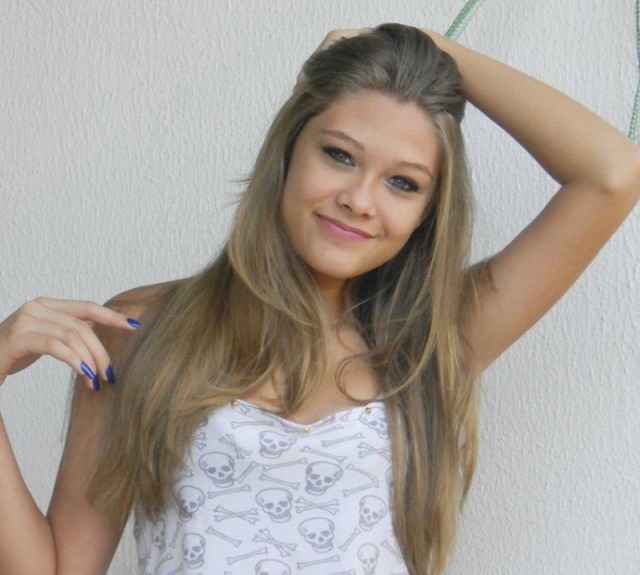 Alina Petre - 20 ani