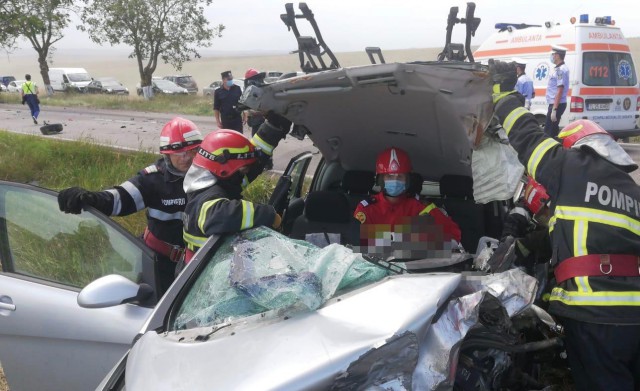 IMAGINI TERIFIANTE: ACCIDENT RUTIER MORTAL între Tulcea și Kogălniceanu
