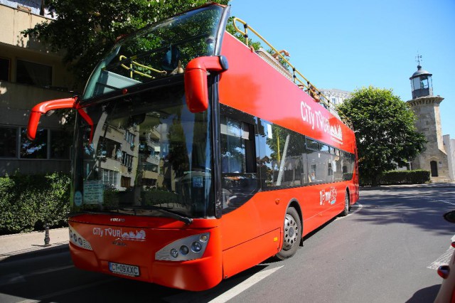 CT Bus prelungește programul liniei City Tour