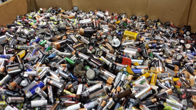 Consiliul European adoptă un nou regulament privind bateriile și deșeurile de baterii
