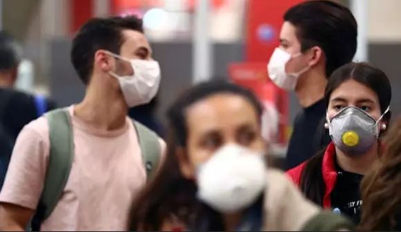 Coronavirus: Purtarea măştii, obligatorie la Madrid