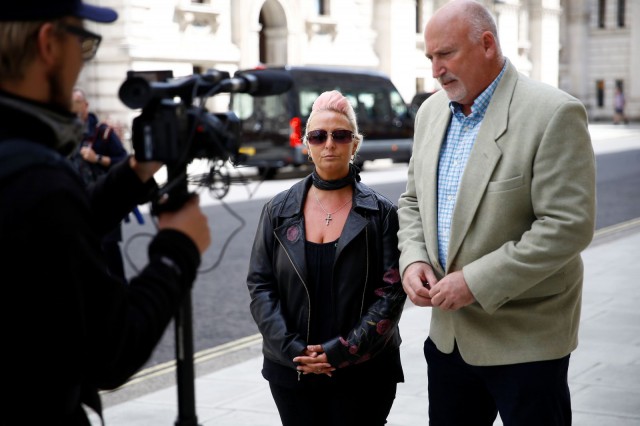 După un accident mortal în Marea Britanie, SUA elimină imunitatea penală pentru familiile diplomaţilor