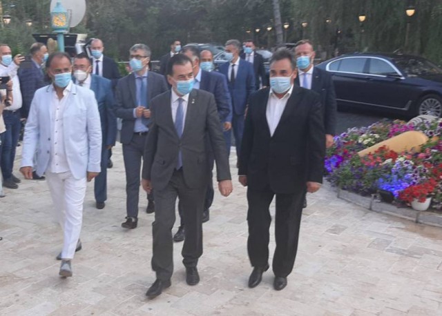 Orban, în vizită la complexul lui Murad, din Olimp. VIDEO