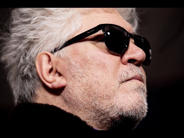 „The Human Voice“, un scurtmetraj de Pedro Almodóvar, va fi prezentat la Festivalul de Film de la Veneţia