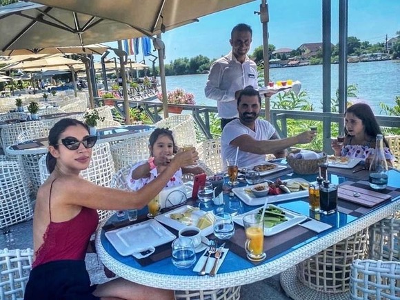 Andra și Măruță, vacanță în Deltă cu finii Pepe și Raluca