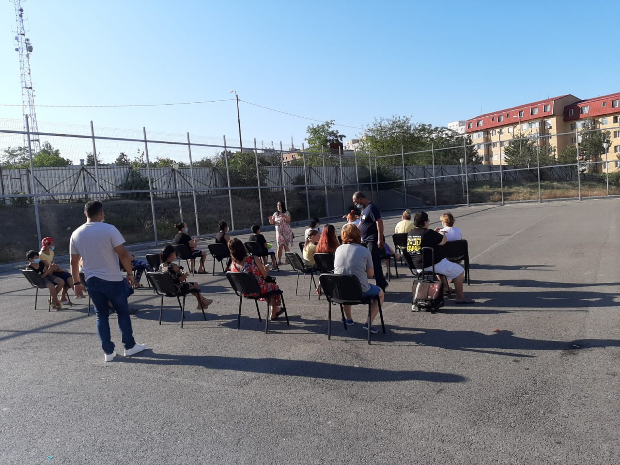Primăria POMPEAZĂ bani în cartierul Henri Coandă pentru educaţie SEXUALĂ Primăria POMPEAZĂ bani în cartierul Henri Coandă pentru educaţie SEXUALĂ