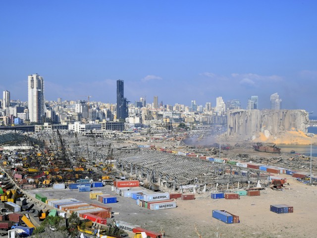 Explozii la Beirut: Peste 200.000 de oameni au rămas fără locuinţe; Libanul mai are grâne pentru circa o lună