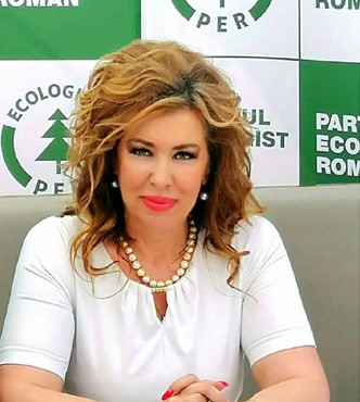 Corina Martin cere REVOCAREA deciziei de ÎNCHIDERE a teraselor la ora 23.00