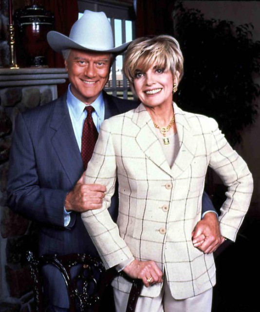 Larry Hagman, copia fidelă a lui J.R din serialul Dallas şi în viaţa sa privată. Secretele întunecate ale actorului