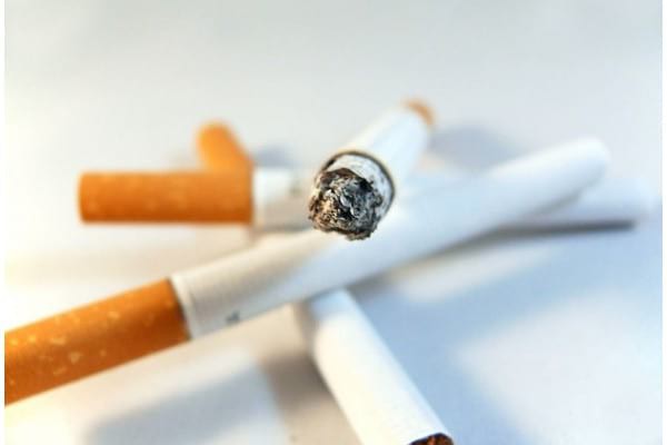 Fumătorii au risc crescut de boală arterială periferică