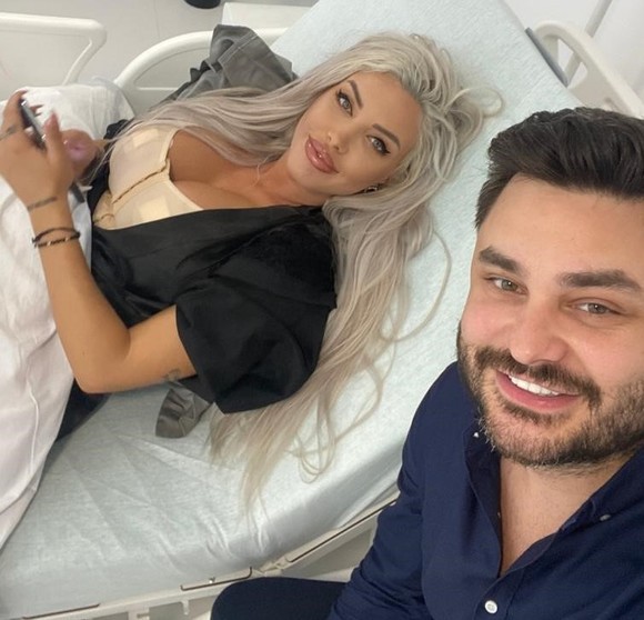 Loredana Chivu și-a pus cele mai mari silicoane din România! Cum arată sânii de 2 kg!