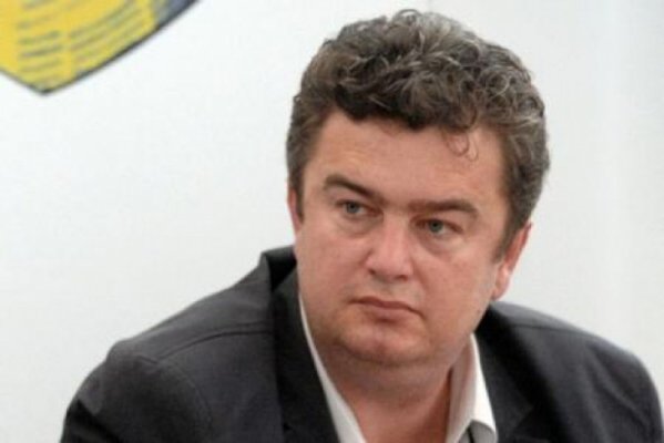 Premierului i s-a solicitat să amâne începerea anului școlar pentru 1 octombrie