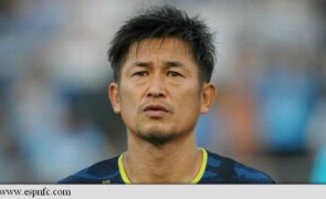 Kazuyoshi Miura a devenit la vârsta de 53 de ani, 5 luni şi 10 zile, cel mai vârstnic jucător care a evoluat în Cupa Ligii japoneze