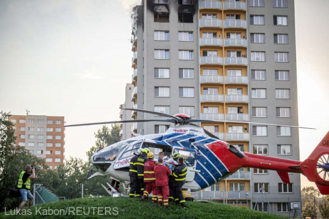 Republica Cehă: Zece morţi într-un incendiu într-un bloc din estul ţării