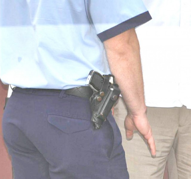 Prins în flagrant delict cu „alba-neagra“ în stațiunea Costinești