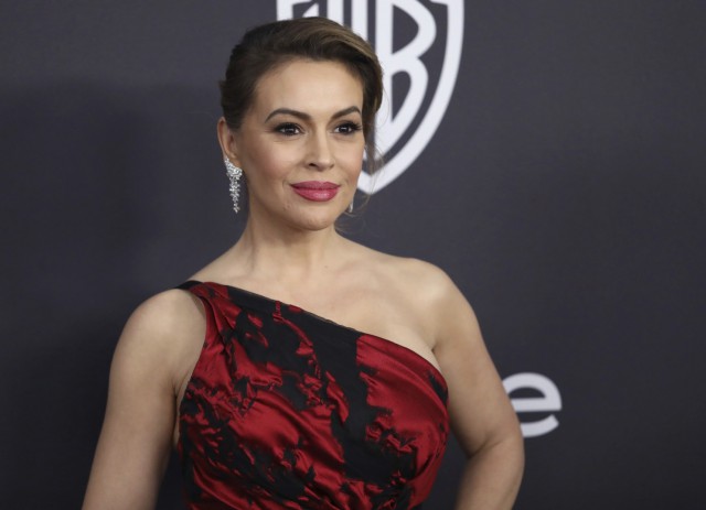 Drama actriței din serialul „Farmece“, Alyssa Milano: „Chelesc de la COVID-19!“
