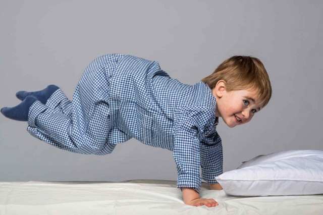 Copilul tău nu doarme? 17 cauze posible