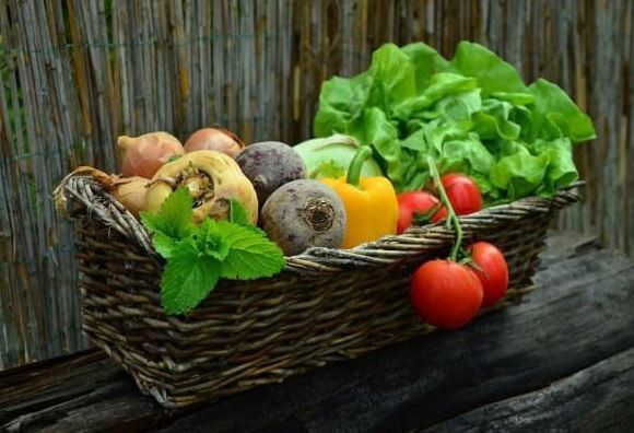 Dieta Vegană: regim de slăbire pentru unii, stil de viață pentru alții