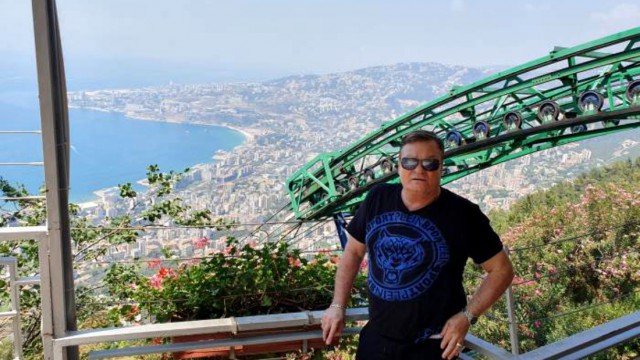 Un MILIONAR a MURIT după ce a PETRECUT în CLUBURILE de FIȚE din MAMAIA