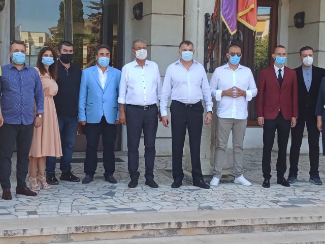VIDEO Candidații PNL la Primăria Constanța și la CJC și-au depus candidaturile