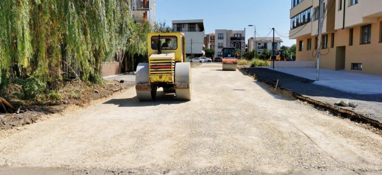 SC Confort Urban SRL continuă asfaltarea străzilor din cartierul Compozitorilor