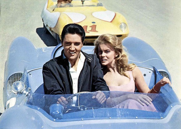 Elvis Presley a înşelat-o pe Priscilla până în ziua nunţii lor. Cine era femeia pe care actriţa o vedea ca pe o ameninţare