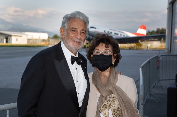 Placido Domingo: „Când am aflat că am COVID mi-am promis că, dacă voi scăpa cu viaţă, voi lupta să îmi reabilitez numele“