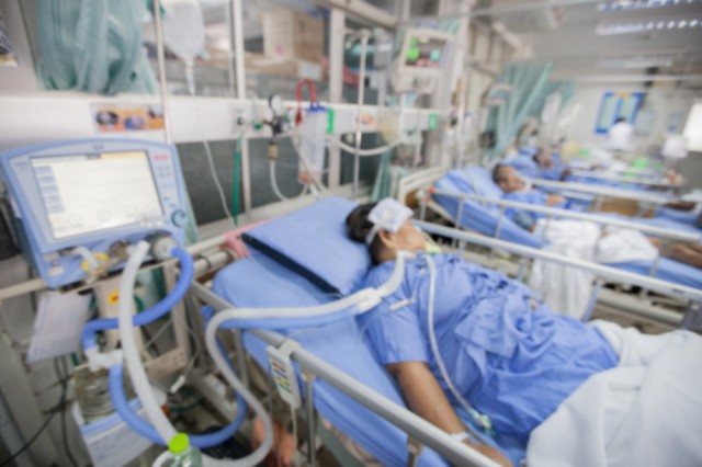 Nelu Tătaru: Aproximativ 150 de pacienţi infectaţi cu noul coronavirus sunt ventilaţi mecanic