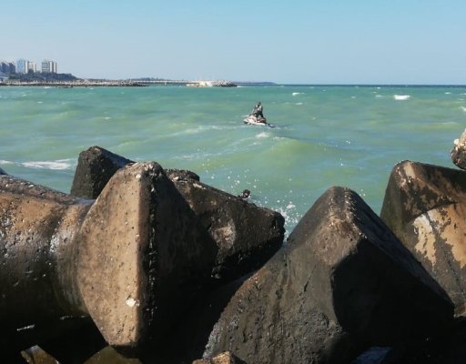 Bărbat dispărut în mare, în staţiunea Neptun. VIDEO