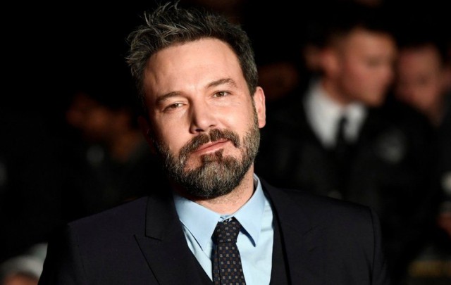 Ben Affleck şi Michael Keaton revin în costumul lui Batman într-un film desfăşurat în universuri paralele