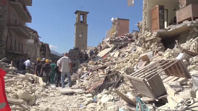 Italia comemorează 4 ani de la seismul devastator de la Amatrice, cu lucrările de reconstrucţie în stagnare
