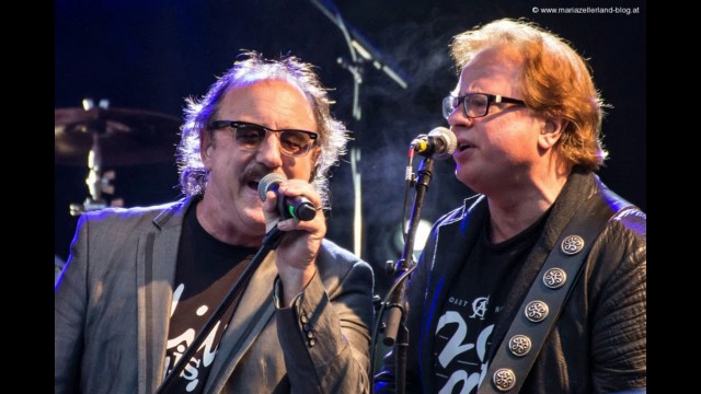 Formaţia rock Opus, cunoscută pentru hitul „Live is Life“, îşi va înceta activitatea anul viitor