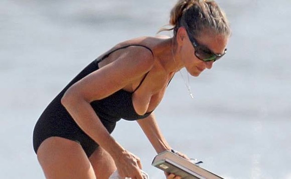 Sarah Jessica Parker, la fel de sexy şi la 55 de ani