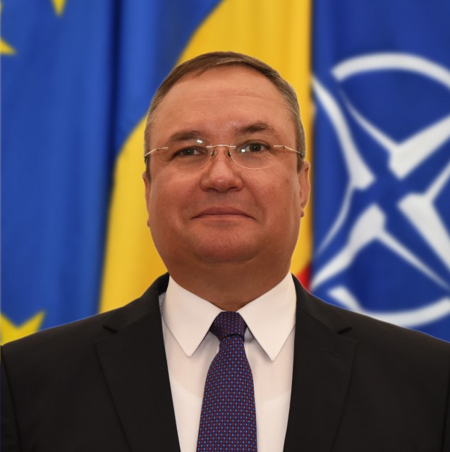 Ciucă: Ziua Naţională ne obligă pe toţi să privim responsabil la ceea ce facem pentru România