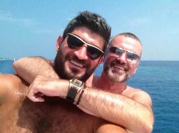 Fostul iubit al lui George Michael, arestat pentru jaf