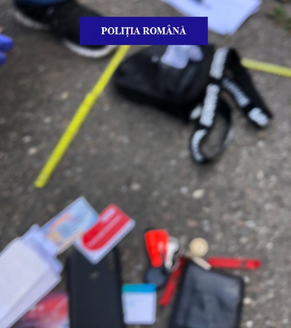 Prins în FLAGRANT după ce ar fi încercat să sustragă bani din ATM