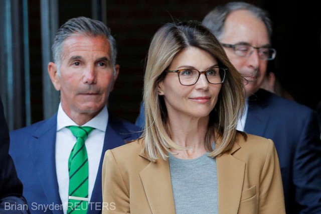Actriţa Lori Loughlin, condamnată la două luni de închisoare în scandalul privind admiterea în învăţământul superior