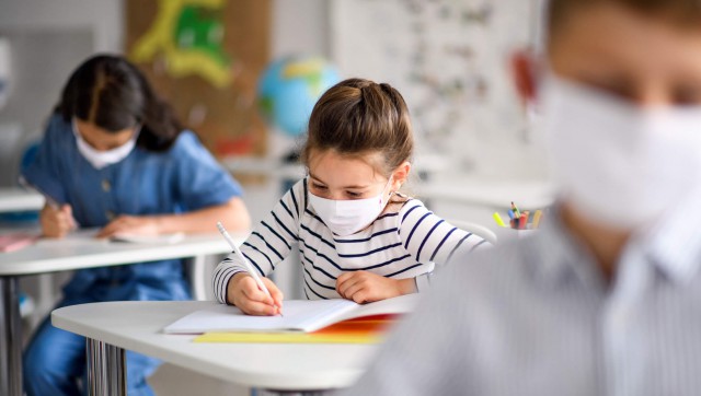 Orban: Prioritar este să asigurăm măşti pentru copiii care provin din familii vulnerabile