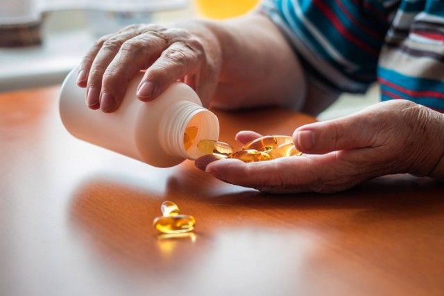 De ce au nevoie vârstnicii de vitamina D